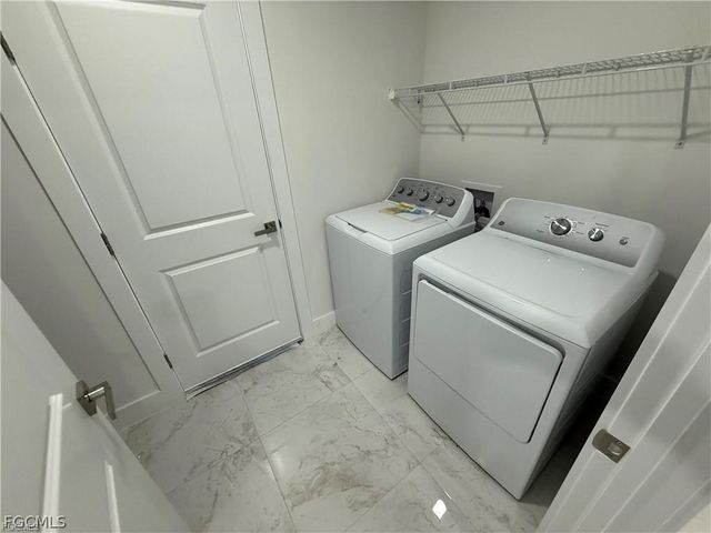 4342 NW 34th PL, Cape Coral, FL 33909