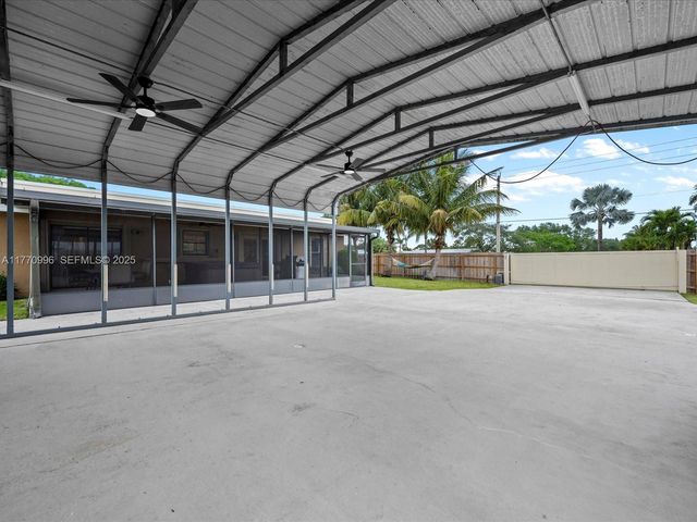 102 Chapel Lane, Tequesta, FL 33469