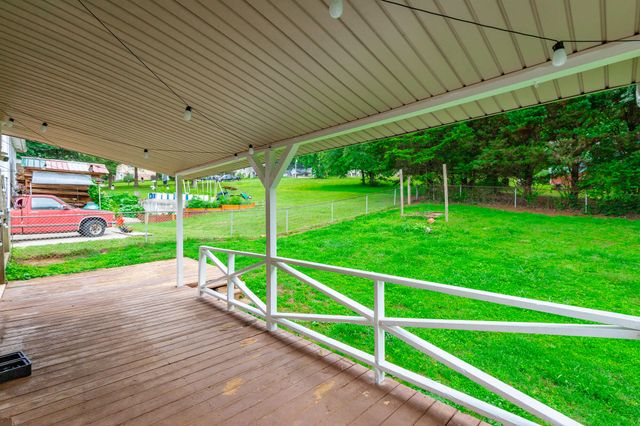 72 Gregory Lane, Lafayette, GA 30728