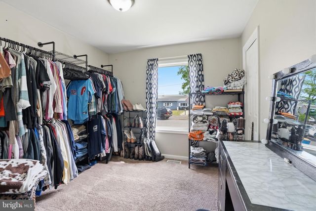 532 WESTERN AVE, Bristol, PA 19007
