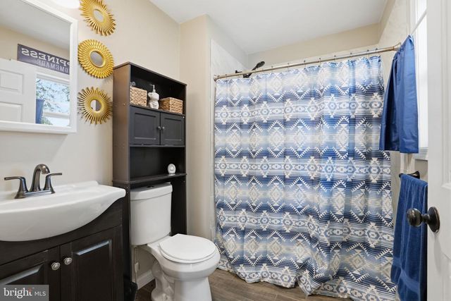 532 WESTERN AVE, Bristol, PA 19007