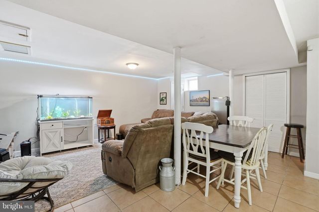 532 WESTERN AVE, Bristol, PA 19007