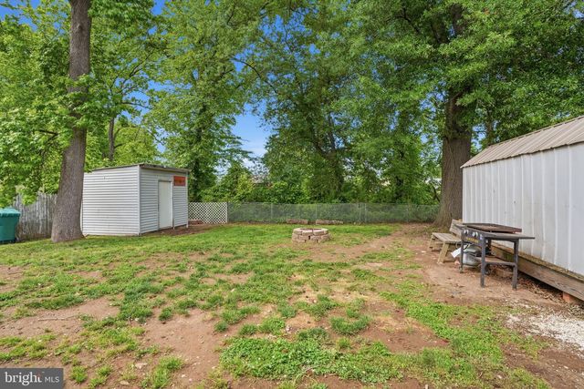 532 WESTERN AVE, Bristol, PA 19007
