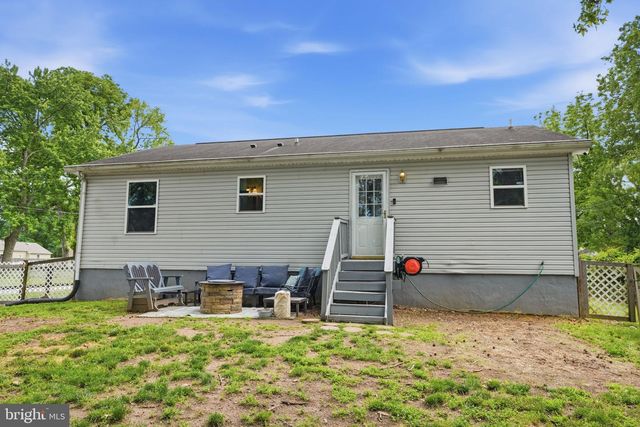 532 WESTERN AVE, Bristol, PA 19007