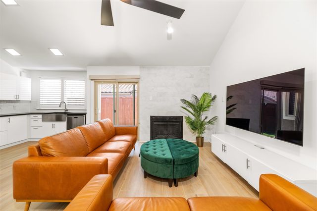 4242 N Capistrano Drive 146, Dallas, TX 75287