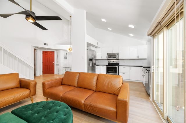 4242 N Capistrano Drive 146, Dallas, TX 75287