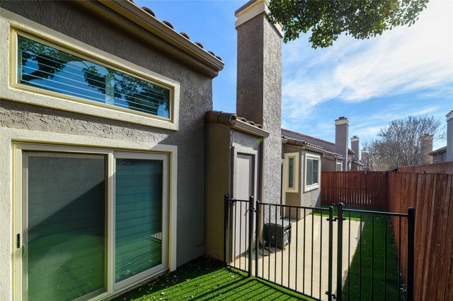 4242 N Capistrano Drive 146, Dallas, TX 75287