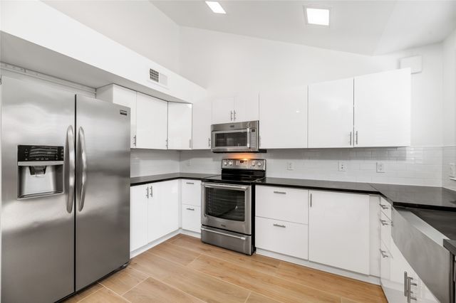 4242 N Capistrano Drive 146, Dallas, TX 75287