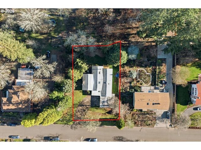 12000 Sw 116TH Ave, Tigard, OR 97223