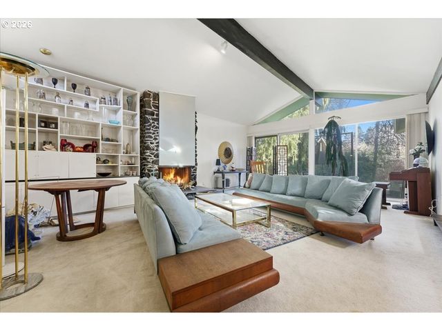 12000 Sw 116TH Ave, Tigard, OR 97223