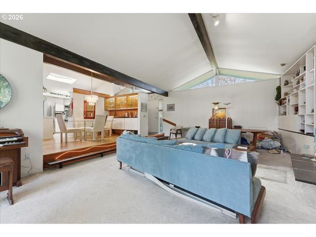 12000 Sw 116TH Ave, Tigard, OR 97223