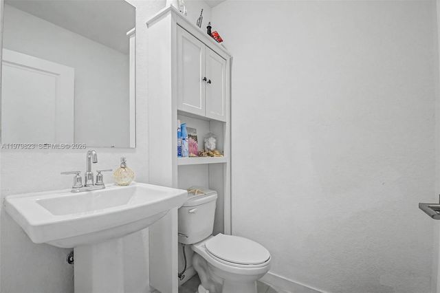 445 NE 4th Street, Florida City, FL 33034