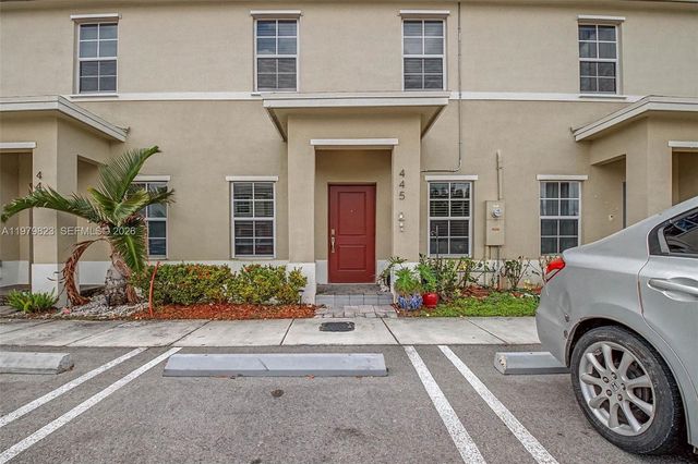 445 NE 4th Street, Florida City, FL 33034
