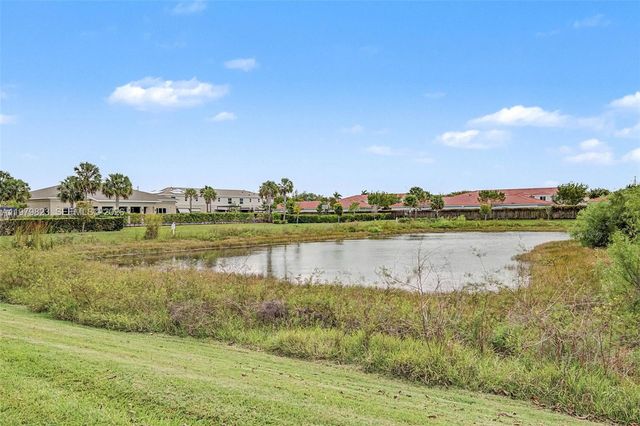 445 NE 4th Street, Florida City, FL 33034