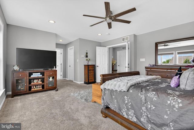 174 WALDEN WAY, Mechanicsburg, PA 17050