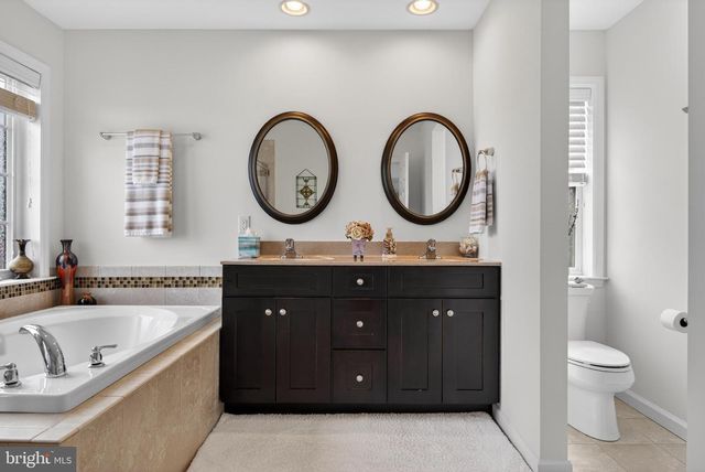 174 WALDEN WAY, Mechanicsburg, PA 17050