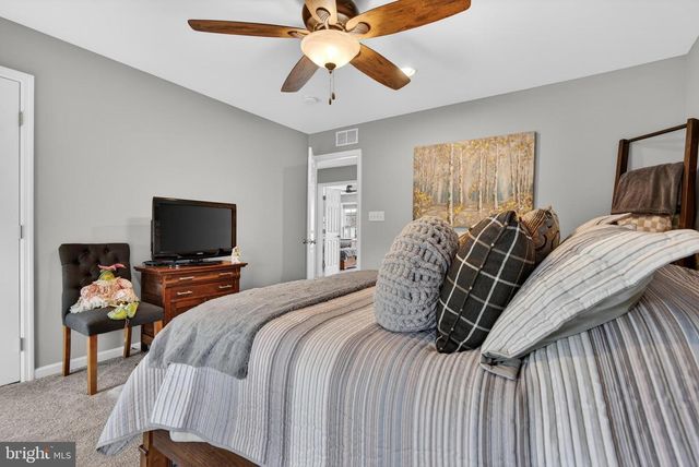174 WALDEN WAY, Mechanicsburg, PA 17050