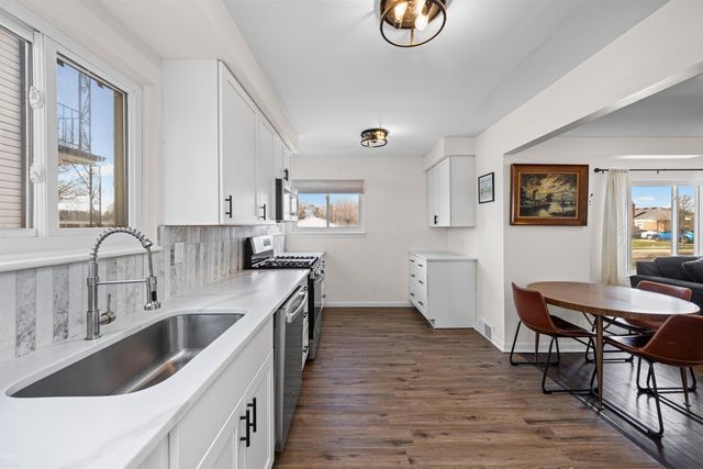 23139 Deziel Drive, Saint Clair Shores, MI 48082