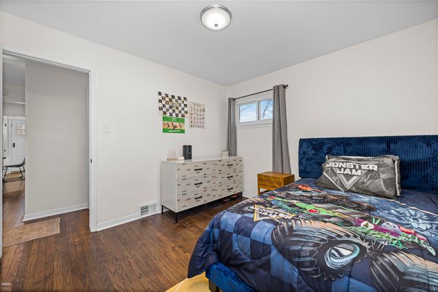 23139 Deziel Drive, Saint Clair Shores, MI 48082