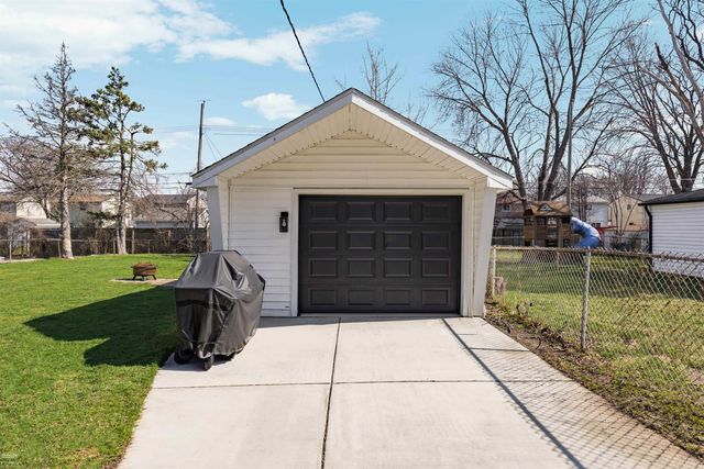 23139 Deziel Drive, Saint Clair Shores, MI 48082