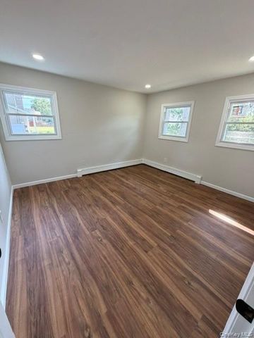 73 Spar Drive, Mastic Beach, NY 11951