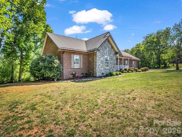 158 Shady Woods Lane, Rutherfordton, NC 28139