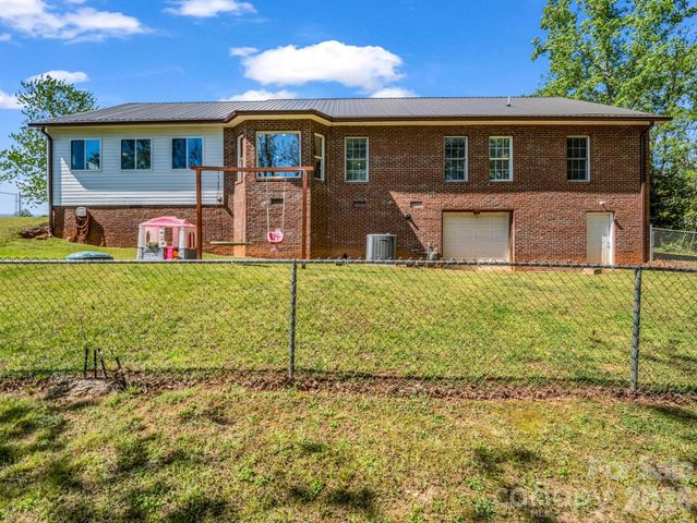 158 Shady Woods Lane, Rutherfordton, NC 28139