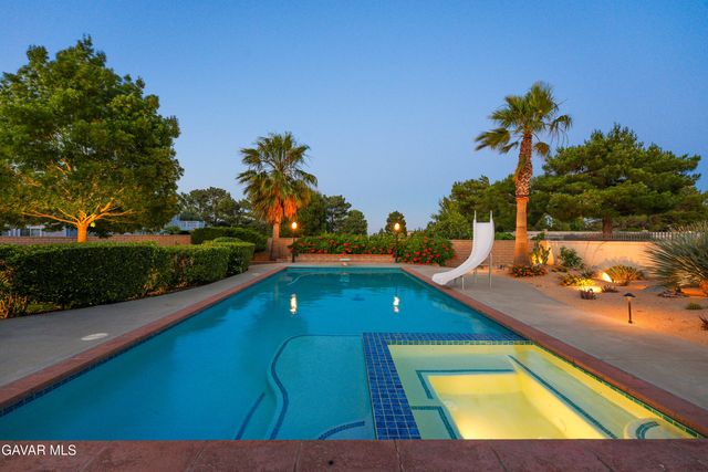 5516 Crest Drive, Palmdale, CA 93551