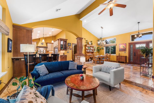5516 Crest Drive, Palmdale, CA 93551