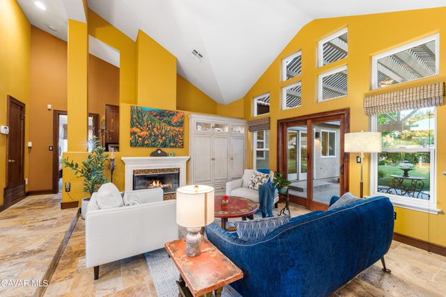 5516 Crest Drive, Palmdale, CA 93551