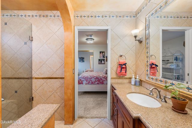 5516 Crest Drive, Palmdale, CA 93551
