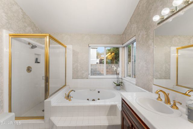 5516 Crest Drive, Palmdale, CA 93551
