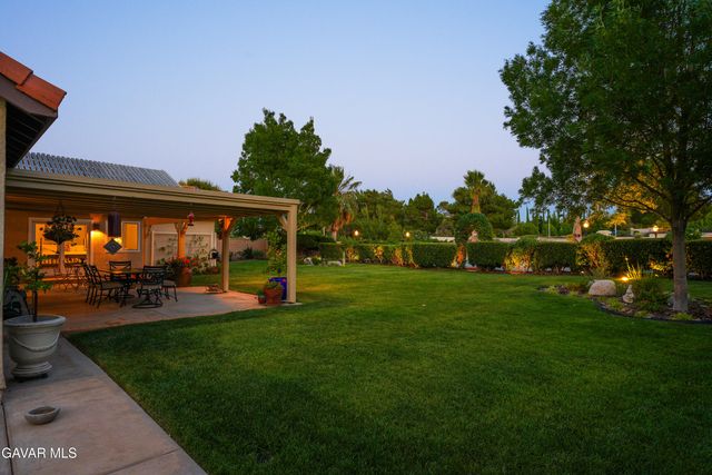 5516 Crest Drive, Palmdale, CA 93551