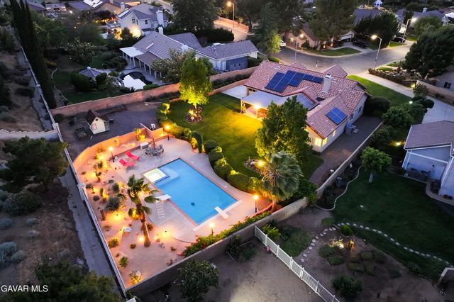 5516 Crest Drive, Palmdale, CA 93551