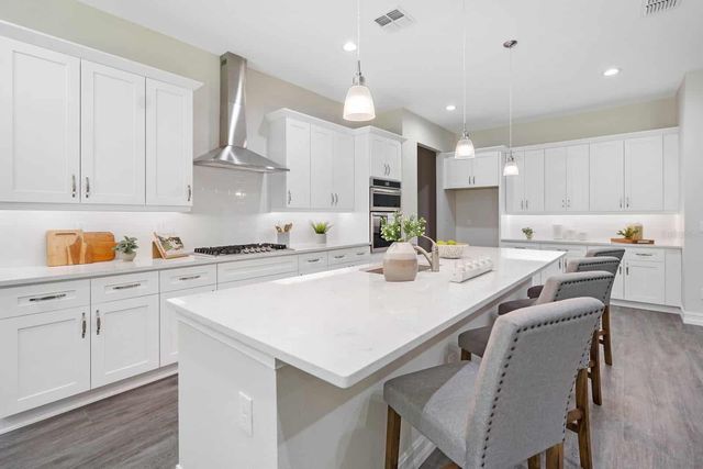 4766 MAJESTIC HILLS LOOP, Brooksville, FL 34601