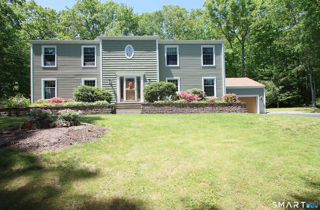 19 Legendary Road, East Lyme, CT 06333