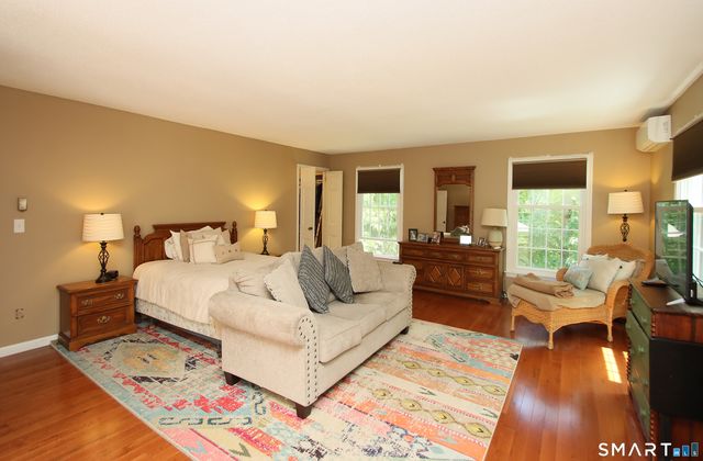 19 Legendary Road, East Lyme, CT 06333