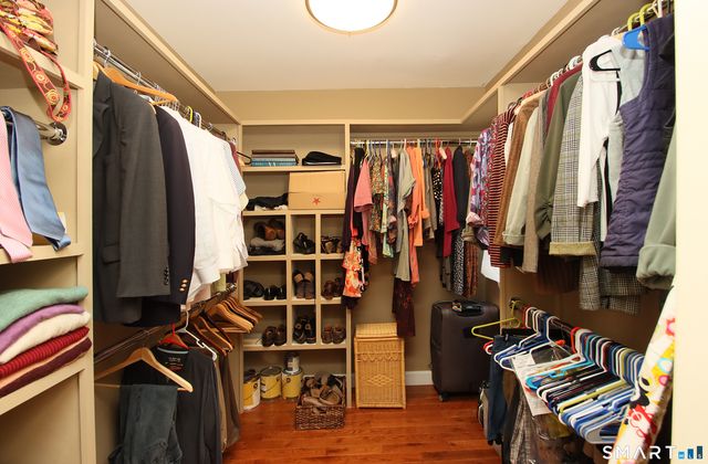 19 Legendary Road, East Lyme, CT 06333