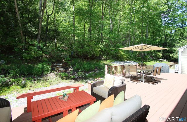 19 Legendary Road, East Lyme, CT 06333