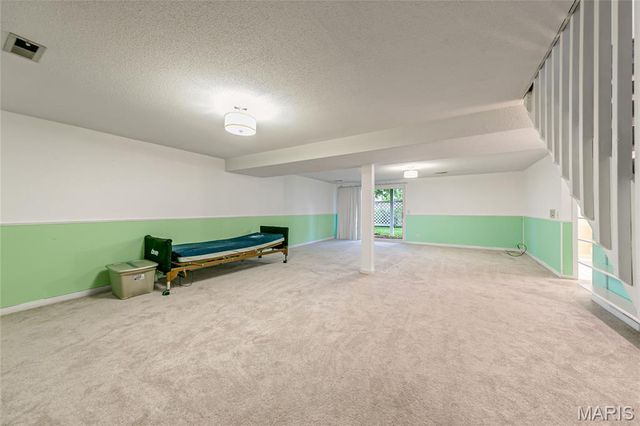 21 Savoy Drive, Lake St Louis, MO 63367