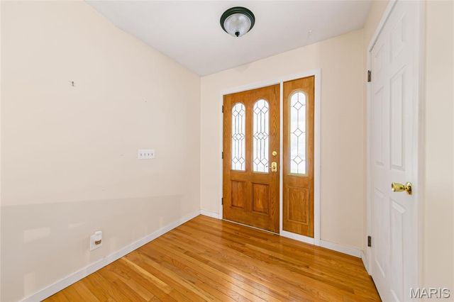 21 Savoy Drive, Lake St Louis, MO 63367