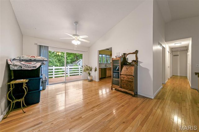 21 Savoy Drive, Lake St Louis, MO 63367