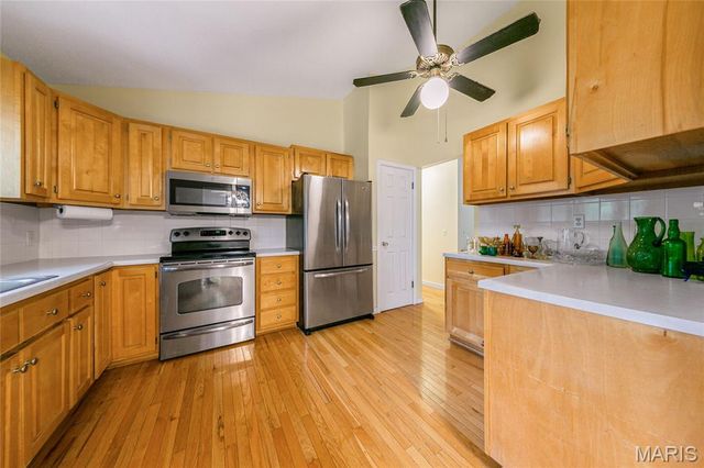 21 Savoy Drive, Lake St Louis, MO 63367