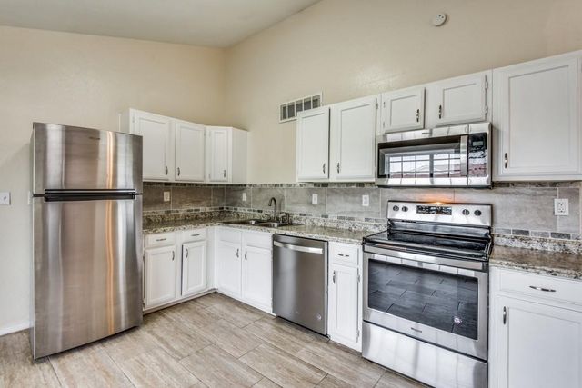 431 Justice Drive, Cedar Hill, TX 75104