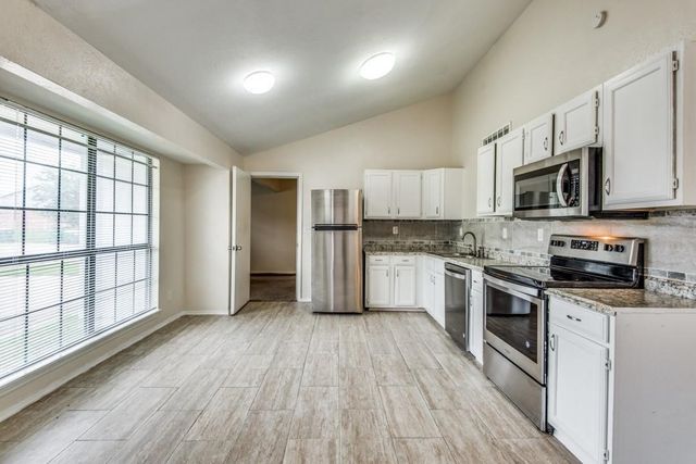 431 Justice Drive, Cedar Hill, TX 75104