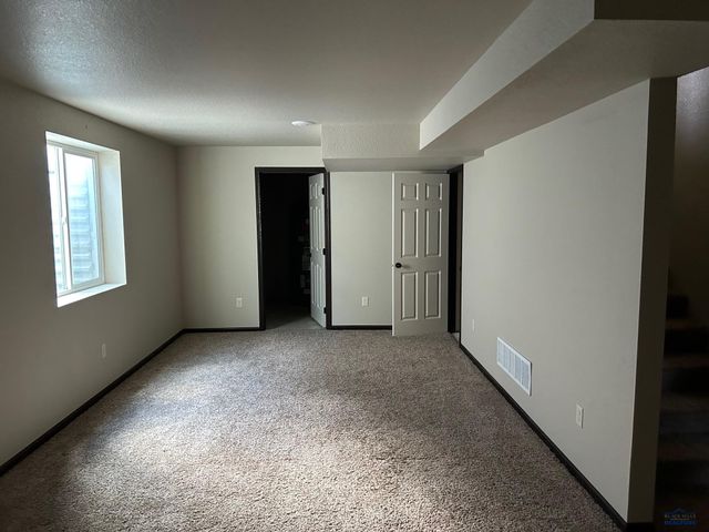 1008 DIAMOND RIDGE BOULEVARD, Rapid City, SD 57703