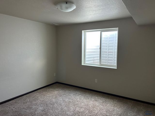 1008 DIAMOND RIDGE BOULEVARD, Rapid City, SD 57703