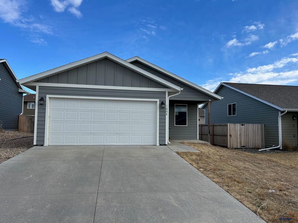 1008 DIAMOND RIDGE BOULEVARD, Rapid City, SD 57703
