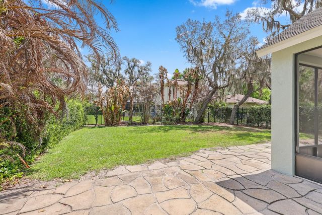 6122 GANNETDALE DRIVE, Lithia, FL 33547