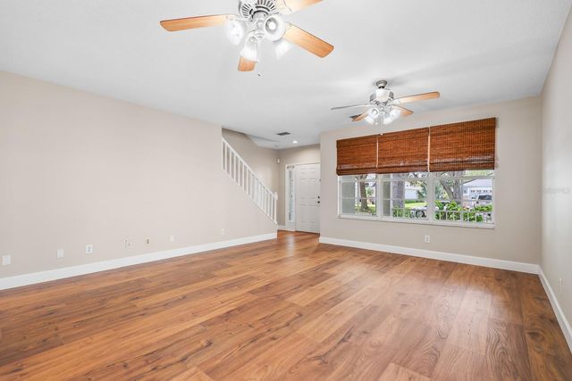 6122 GANNETDALE DRIVE, Lithia, FL 33547